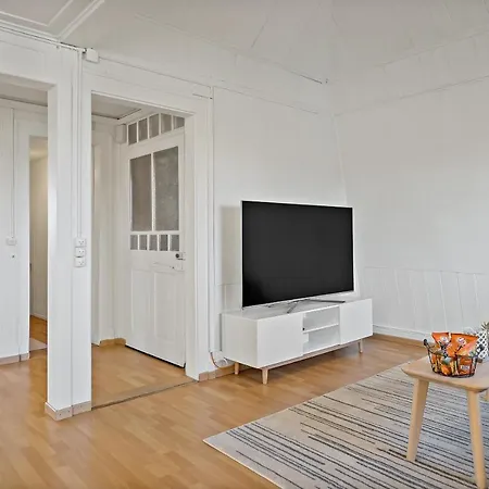 Erlen Apartament *